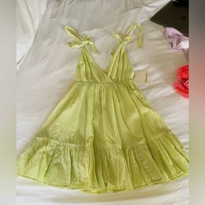 SHOWPO DRESS// unworn